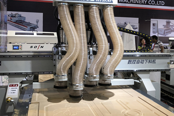 木工雕刻机吸尘应用